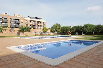 Image de Home Pool and Beach · Planta baja w/piscina - 5 min de la playa