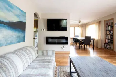 Image de 1st flr nr Shaker, Rta rail, Cle Clinic & Univ. Ho