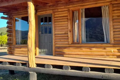 Image de Charming 4-bedroom cottage in superb Villa Lago Rivadavia with WiFi