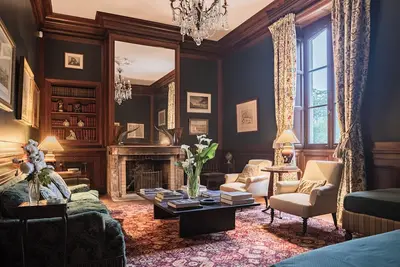 Image de Suite de luxe dans un château du 16e siècle