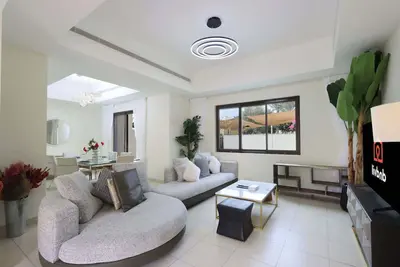 Image de Livbnb-3b Family Villa, Near Community Central Park