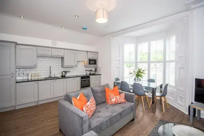 Host & Stay | The Fordham