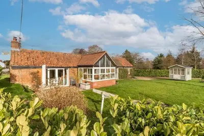 Image de Host & Stay | Woodfalls Barn