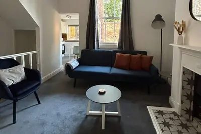 Host & Stay | Priory Docks Apartment