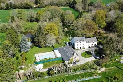 Image de Homerez - Spacieuse villa avec piscine privée à Béganne