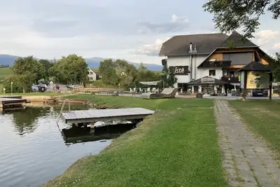 Nice room by the Lake