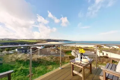 Image de Ridgeway is a captivating space which occupies an enviable location at the highest point of the park