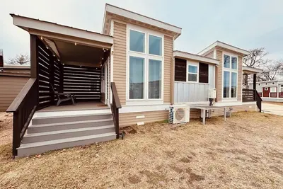 Image de The Tiny Treasure | Pool & Hot Tub