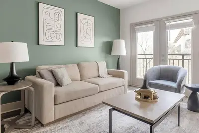 Image de Landing | Beautiful 2bd, Courtyard, Clubhouse