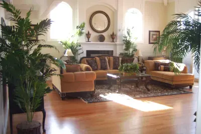 Image de Comfortable and spacious 5-bedroom villa Sleeps 16