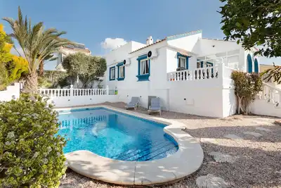 Image de Villa 'Mabel' avec vue sur les montagnes, Wi-Fi et climatisation