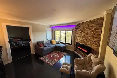 Image de Amazing 2 Bed/2 Bath Ski-In & Ski-Out with Night Skiing. Sleeps 8 comfortably