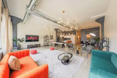 Image de Massive Luxury 5br Loft Near McCormick Place & Soldier Field Good for 12 Guests