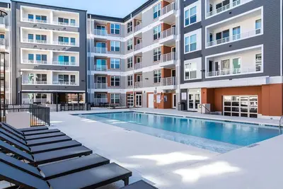 Image de Landing at Avondale Hills - 1 Bedroom in Avonda. . .