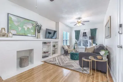 Image de Carson Flats Apt #6 | 1br • Near Bok• Osu Med•Dtwn