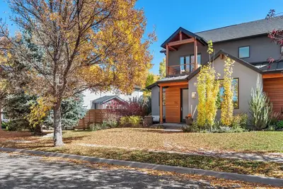 Image de Modern Southside Duplex