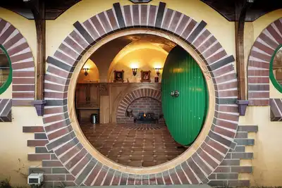 Image de Hobbit House in marvelous Râșnov with Lake view