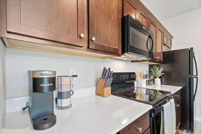 Image de New Duck Creek Apt - 2 Bd\/2 Ba Modern Comfort