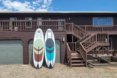 Image de Hike, Bike, & Paddle at the Red Cedar Chalet