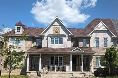 Image de Markham 3-bedroom, first floor kitchen, parking space monthly rent