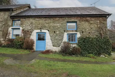 Image de Y Beudy, pet friendly, character holiday cottage in Llanybydder