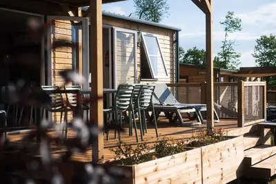 Image de Mobil-Home Sunelia Luxe 40m² 3 chambres 2 salles de bain - Climatisé 6 personnes