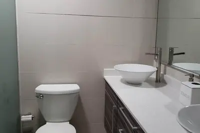 Image de Cozy 1-bedroom Apartment 8 Minutes From The Airport