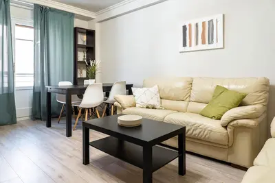 Image de Loira VIÑAZA: Modern and functional 4-bedroom apar