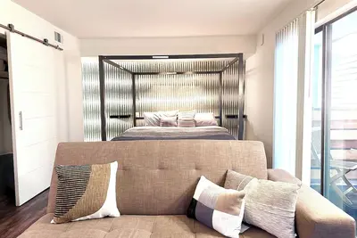 Image de Luxury Suite at the Co-op, Med Center, Nrg, Galleria