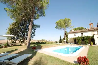 Image de Villa sleeps 14 with private pool