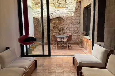 Cozy, centricand styled 2-bedroom apartment in enchanting Cuenca