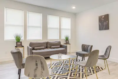 Image de 3 Mi to Six Flags: Apartment in Metro Atlanta