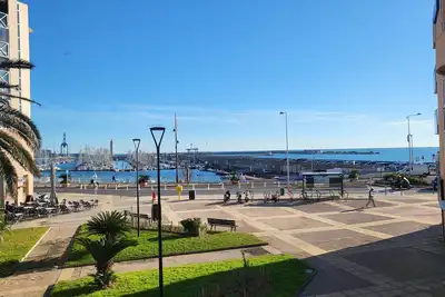 Image de Charmant T2 avec piscine et garage à Sète