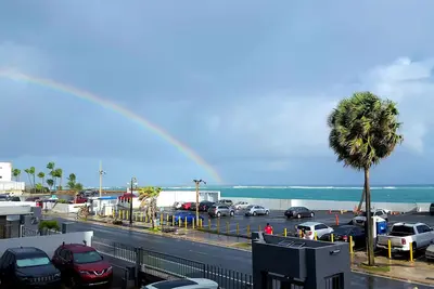 Image de Enchanting Artisan apartment in Condado! Ocean view front, lagoon launch in back