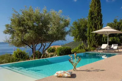 Image de Corali, your dream summer villa getaway w/t salt water pool!