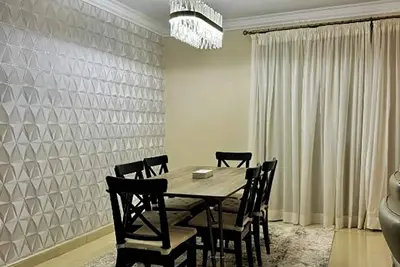 Image de Charming 2-bedroom apartment Near the Airport