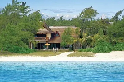 Image de Sankhara Private Beach Luxury Villas : Villa - Beach Front
