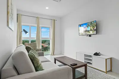 Image de Resort Pool! 2br Condo! Bbq!