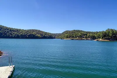 Image de Suits Us Too with its easy access to private dock on Norris Lake Big Creek