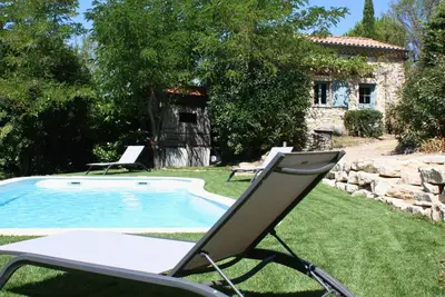 Image de Villa avec Vue Panoramique et Piscine