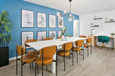 Image de 6 Bedroom House in Tempe - Pool, Hot Tub, Fitness Room