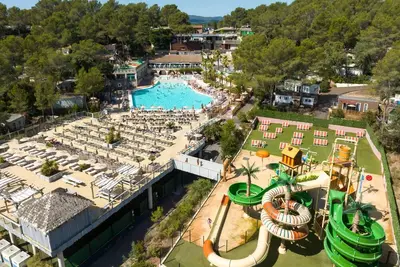 Image de Beautiful mobile home on a 5* campsite instunning frejus