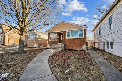 Image de New! Charming Belmont Heights Oasis