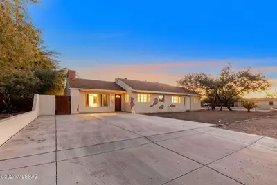 Image de Spacious 4-bedroom house in brilliant Tucson with WiFi, Ac