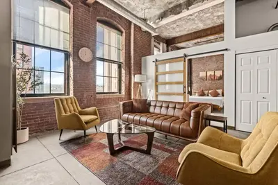 Image de Lux Industrial 2 Bedroom 2 Full Bath Strip District & River walk Near Downtown