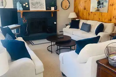 Image de Spacious 5-bedroom house, close to village and storyland with WiFi, Ac