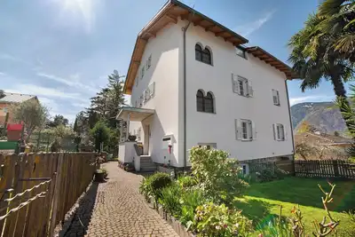 Image de Appartement 'Lia' avec vue sur les montagnes, terrasse privée et Wi-Fi