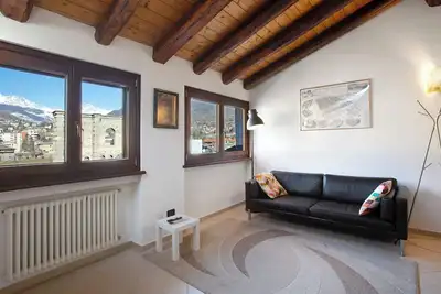 Appartement 'Vista Anfiteatro Romano' avec vue sur les montagnes