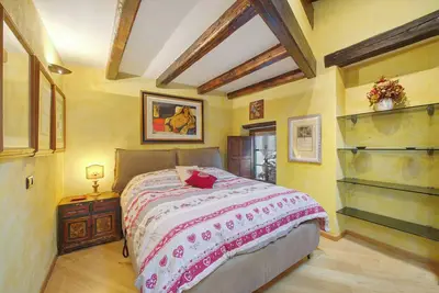 Appartement 'Jolie Maison Aosta Centro' avec vue sur la montagne et Wi-Fi