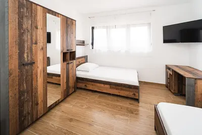 Image de Four Bedroom Villa with Pool - West villa-color champagne